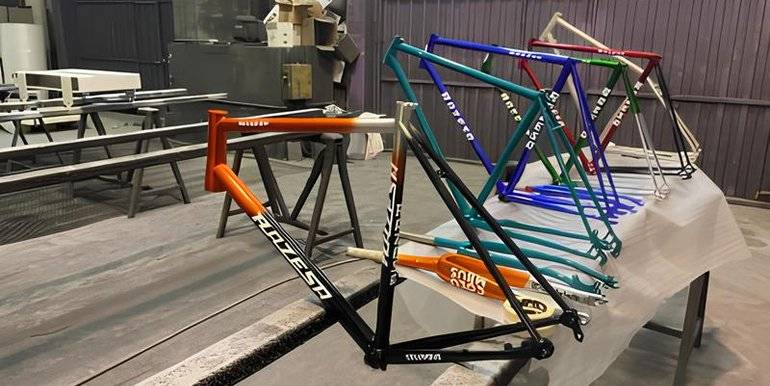 Personalización y pintado de bicicletas